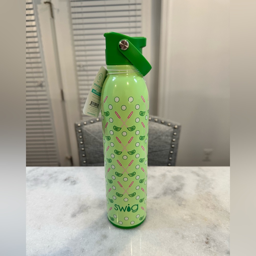 Swig Life 20oz Insulated Stainless Steel Water Bottle / Golf Tee Time Tumbler